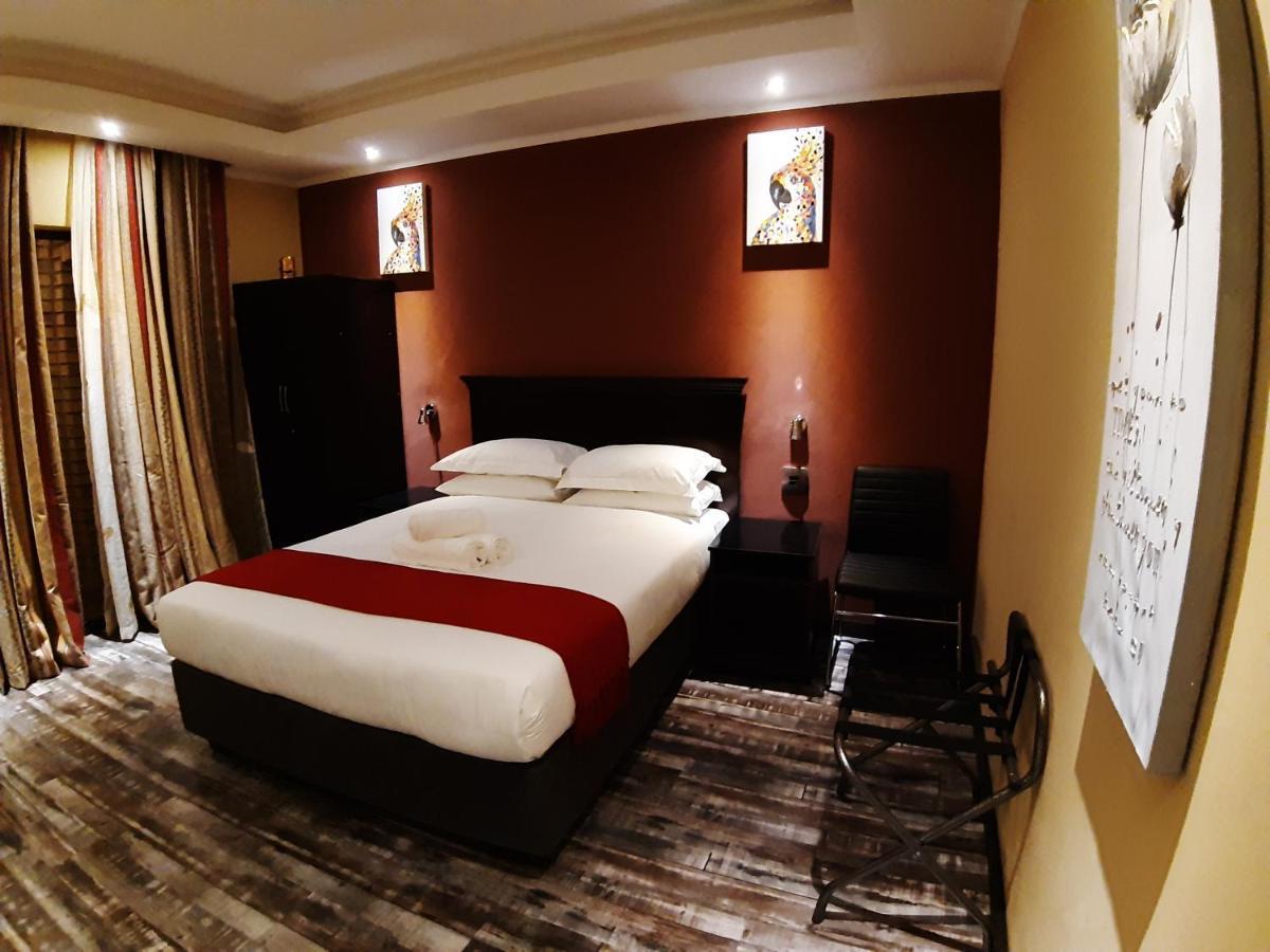 Citystay Ladybrand Bagian luar foto