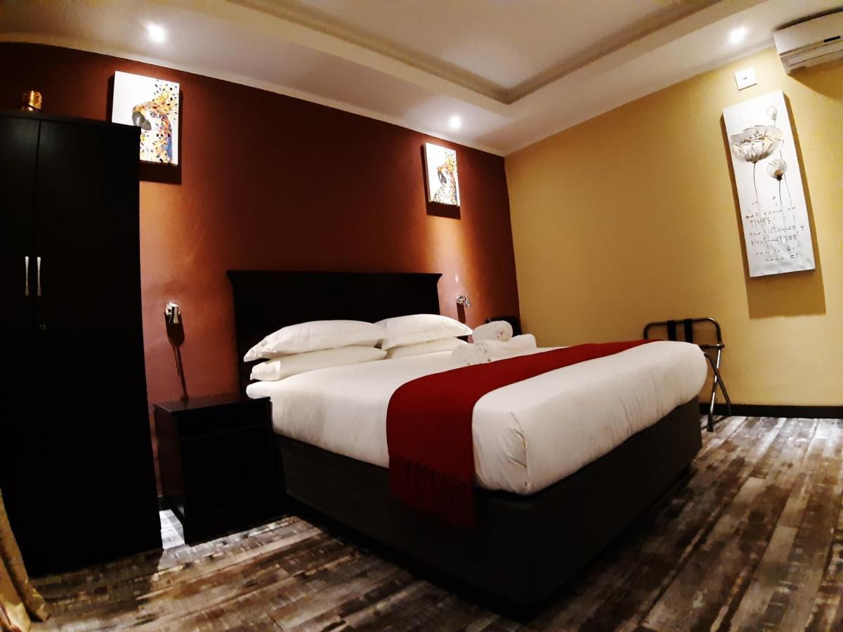 Citystay Ladybrand Bagian luar foto