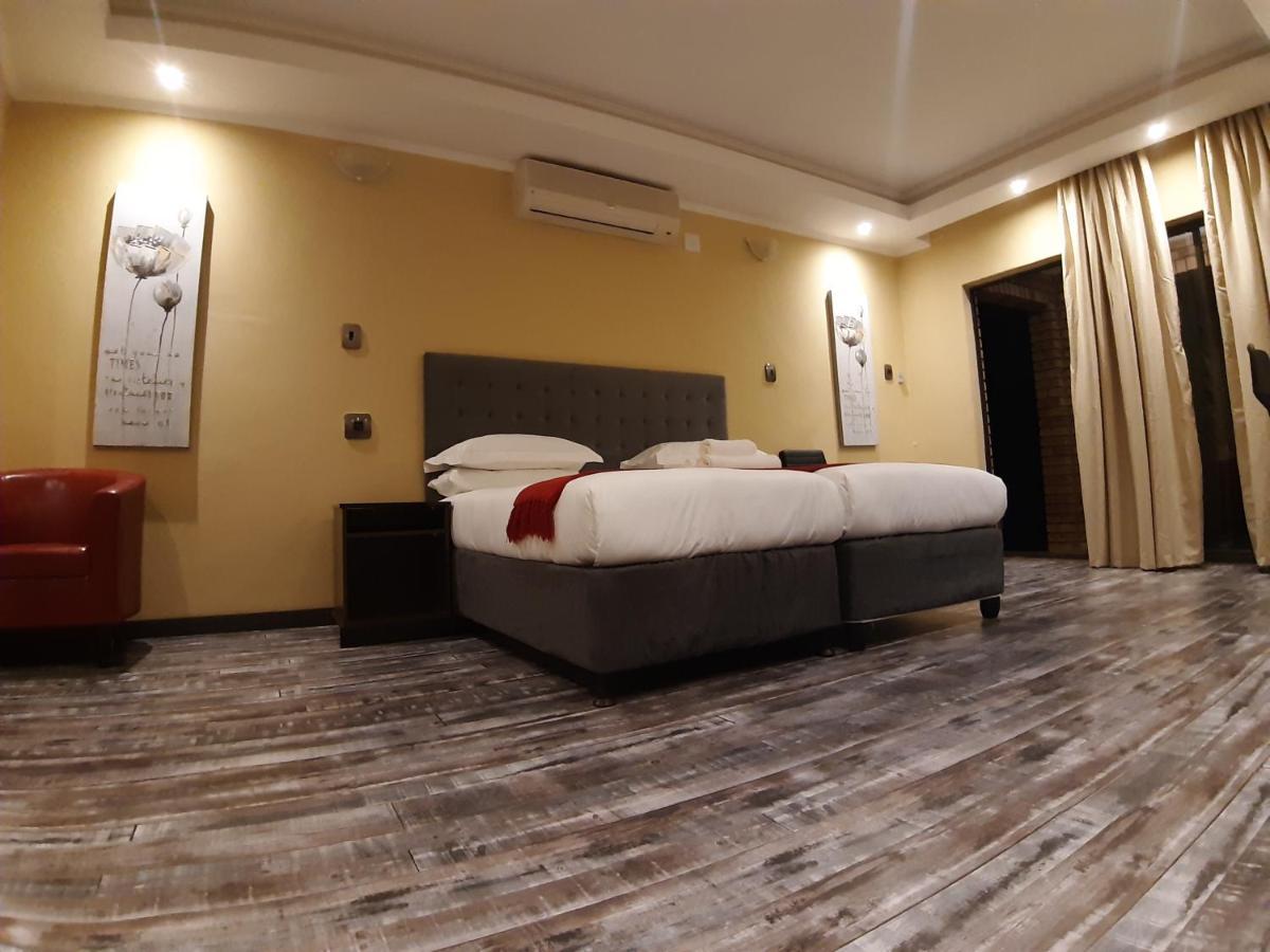 Citystay Ladybrand Bagian luar foto