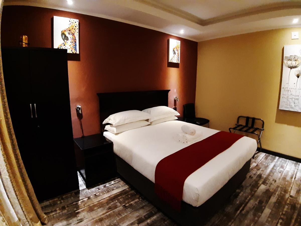 Citystay Ladybrand Bagian luar foto