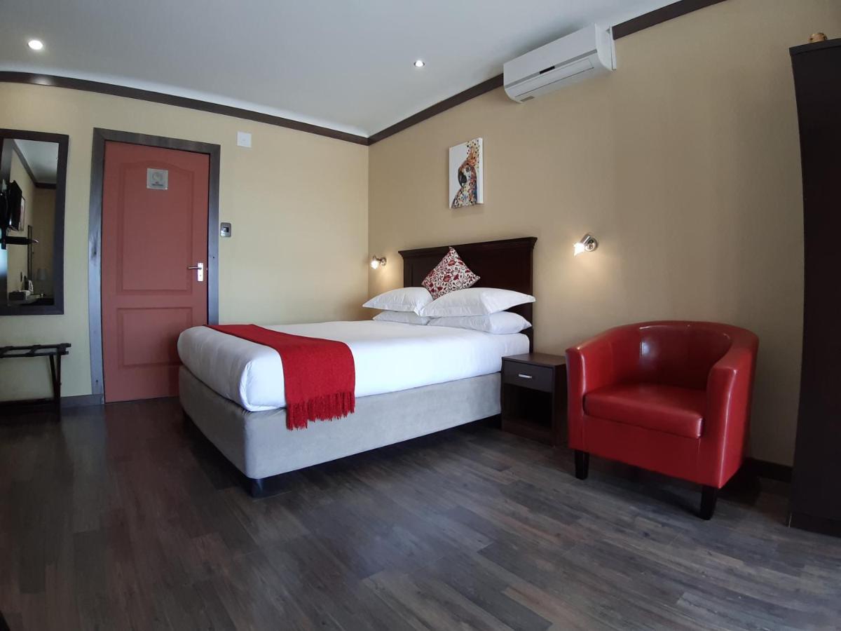 Citystay Ladybrand Bagian luar foto